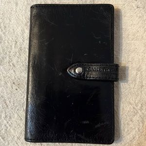 Kenneth Cole New York black card case